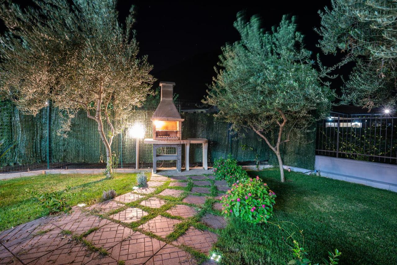 Arcobaleno Apartment Fondi Exterior foto