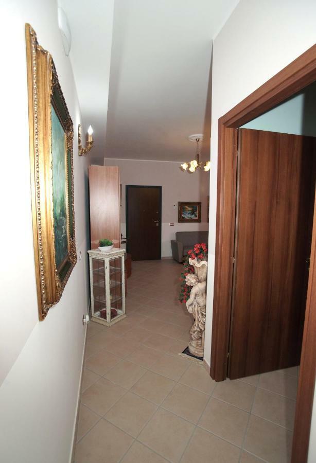Arcobaleno Apartment Fondi Exterior foto